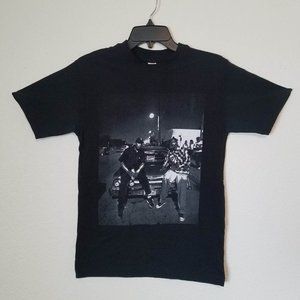 Dr. Dre & Snoop Dogg Sitting on Car Unisex Silkscreen T-Shirt – Small–3XL